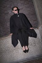 BLACK MOMA HILO HILDA COAT ON MODEL FRONT